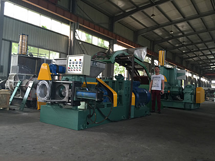 密（mì）煉擠出濾膠生（shēng）產（chǎn）線