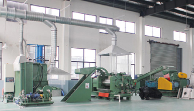 EVA、橡(xiàng)膠、色母(mǔ)密煉擠出造粒機(jī)組 EVA、橡膠(jiāo)、色母密煉擠出(chū)造粒機組