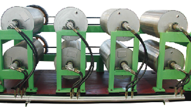 輥筒式膠片冷卻機 輥筒式膠片冷卻(què)機